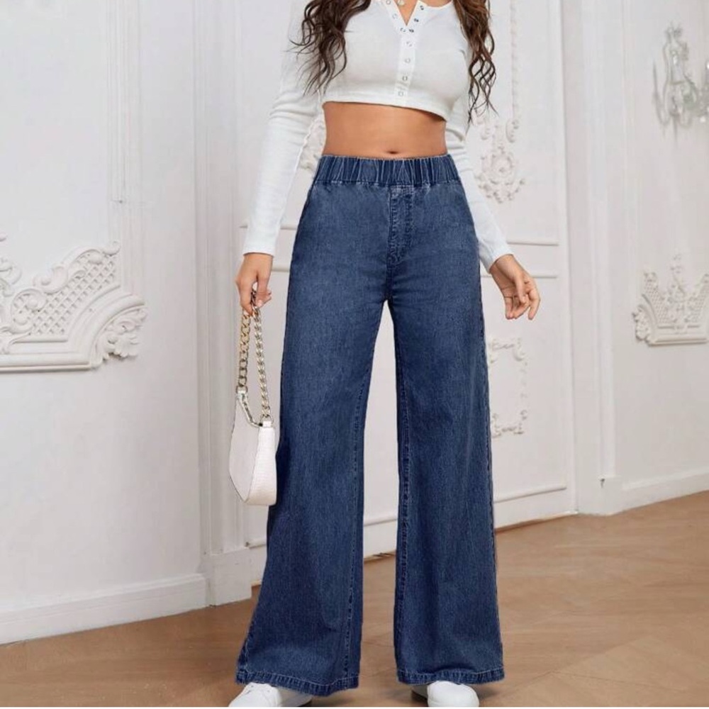 SHEIN Dark Blue Flare Jeans